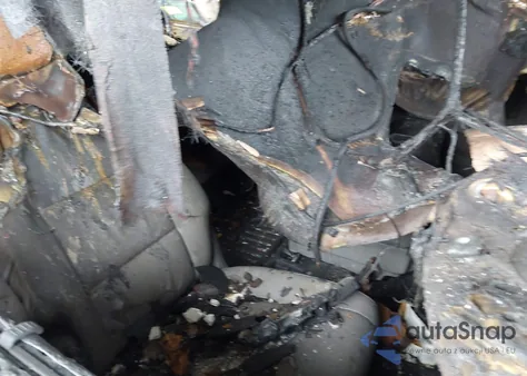 2014 Honda Odyssey Touring/Touring Elite из США, поврежденный, VIN 5FNRL5H9XEB015029